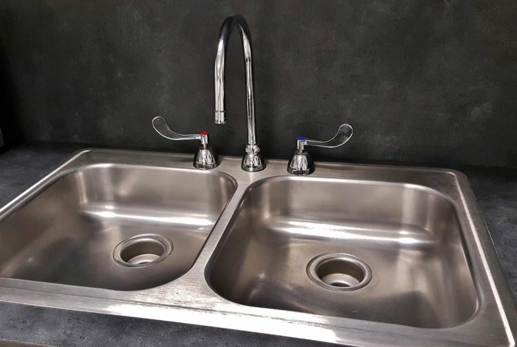 how-to-clean-sink-drain-in-your-home